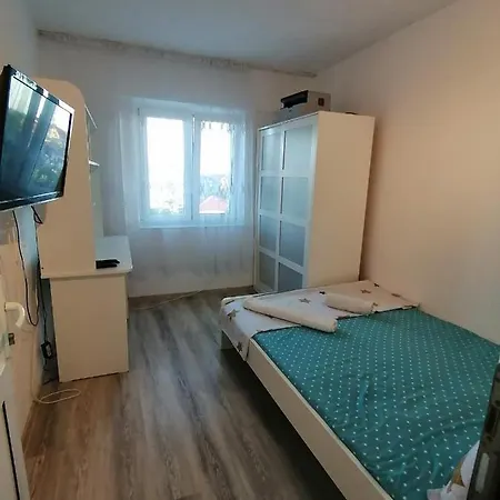 Apartment Cu 3 *