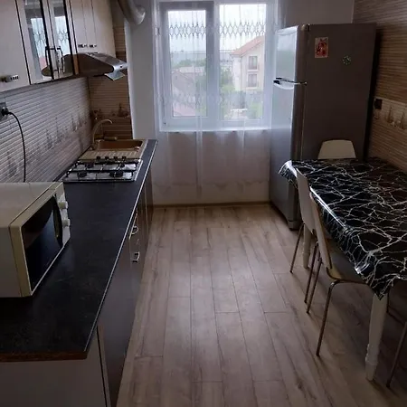 Apartament Cu 3 Central *