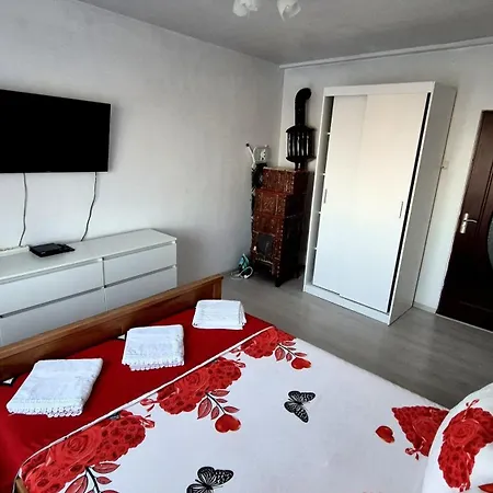 Cu 3 Apartment